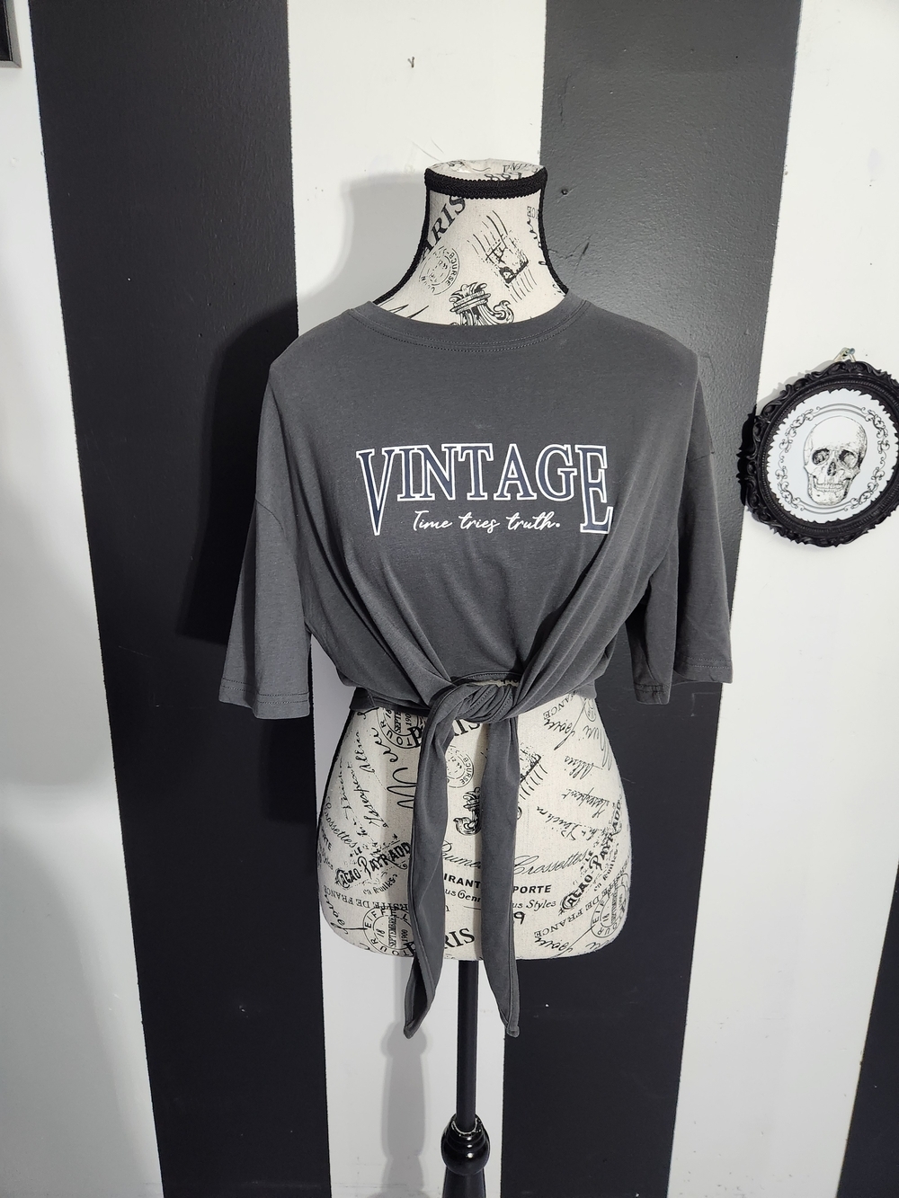 Vintage Graphic Tie-Front Crop Top - Charcoal